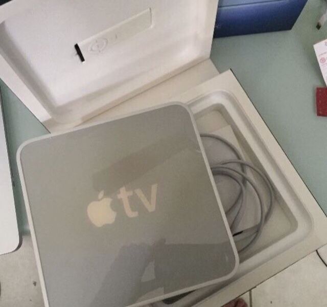 Apple TV 1st Generation