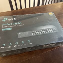 24 Port TP Link Gigabit Switch (TL-SG1024D)
