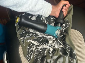 Dynabrade 52657 sandpolisher