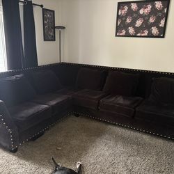 Sectional Couch for Sale – Seats 6