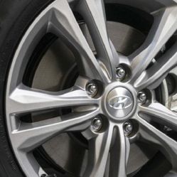 Santa Fe Veloster Kona Hyundai Elantra Rims Accent Tucson Genesis Wheels 