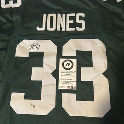 Authentic AARON JONES AUTO JERSEY!