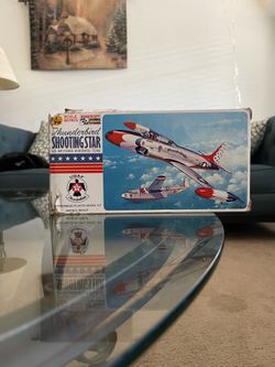 Minicraft #123 1/72 T-33 Shooting Star - Thunderbirds MINICRAFT