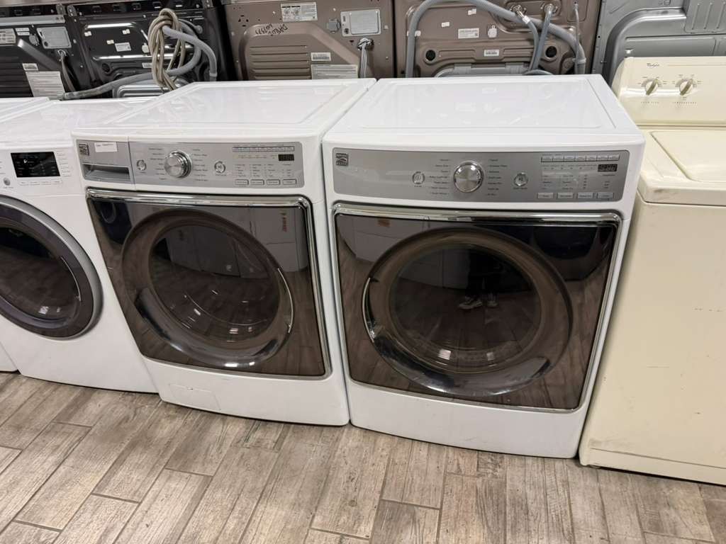 Kenmore elite mega capacity washer and dryer set electric with warranty