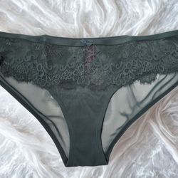 Women's Size M-Adore Me "Green Gables" Abella Cheeky Panty Forest Green New Tags. This item is the Abella Cheeky Panty from Adore Me in the color "Gre