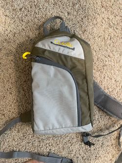 Cabela's Advanced Anglers Fishing Sling Pack - BRAND NEW (Includes 2 Utility Trays)