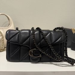 Coach quilted Tabby 20