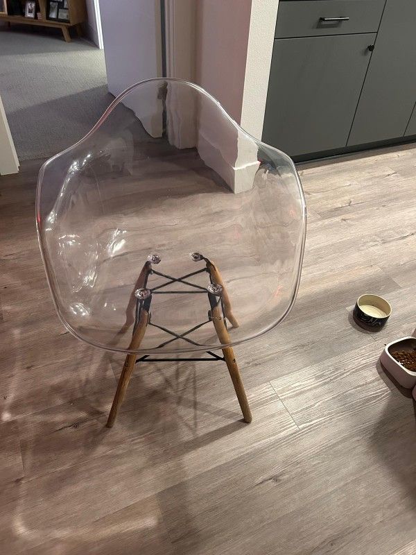 4 Clear Chairs