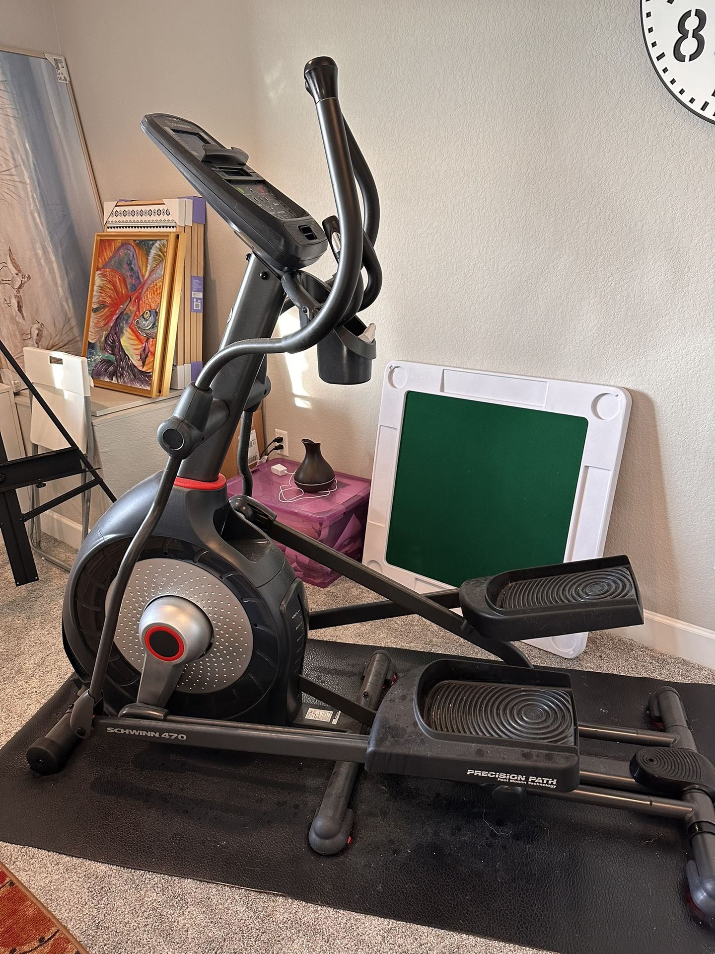 Excellent Condition Schwinn 470 Elliptical Machine