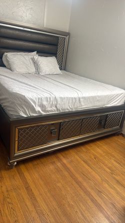 King bed frame