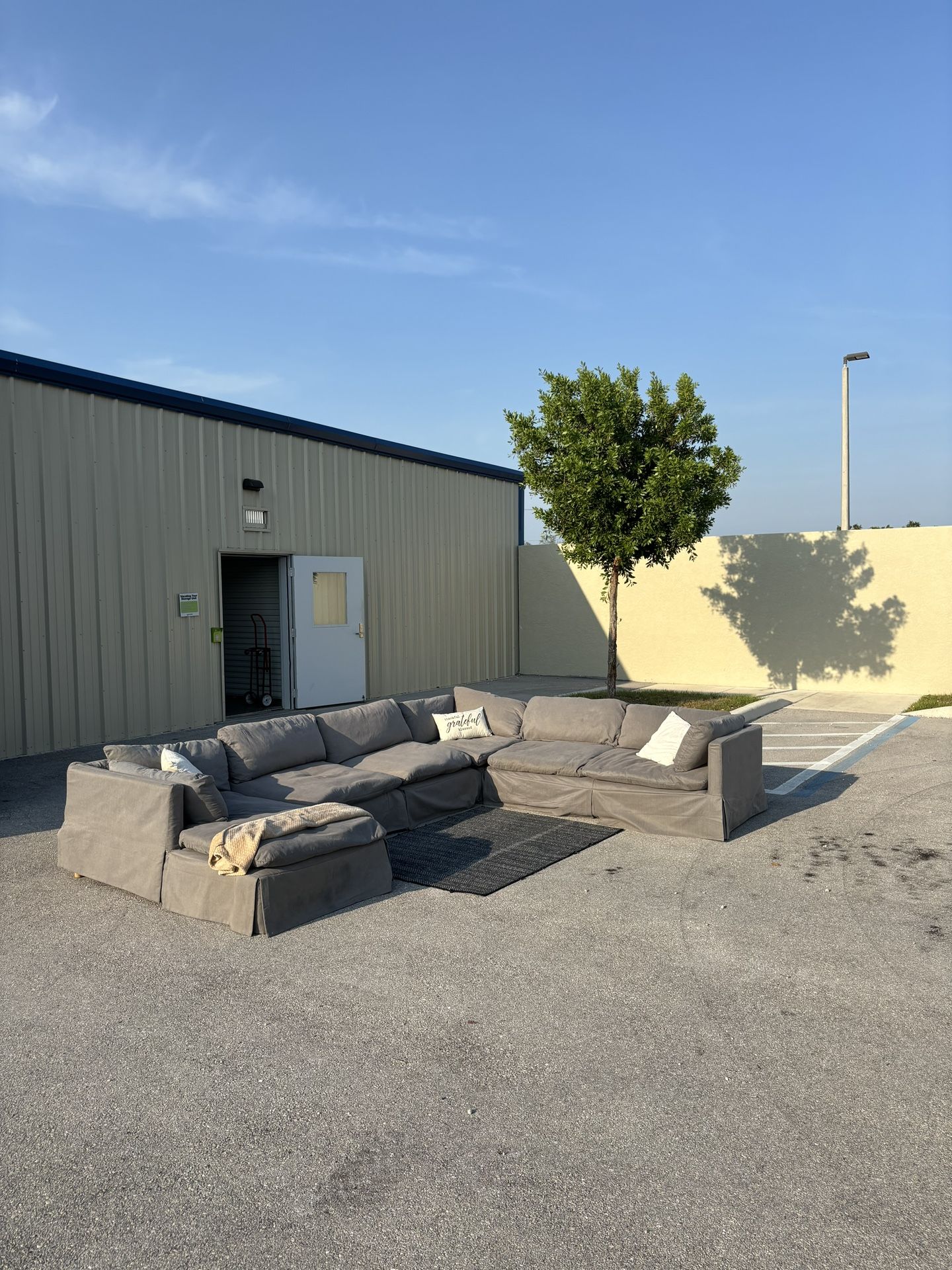 Grey Cloud Haverty's Sectional