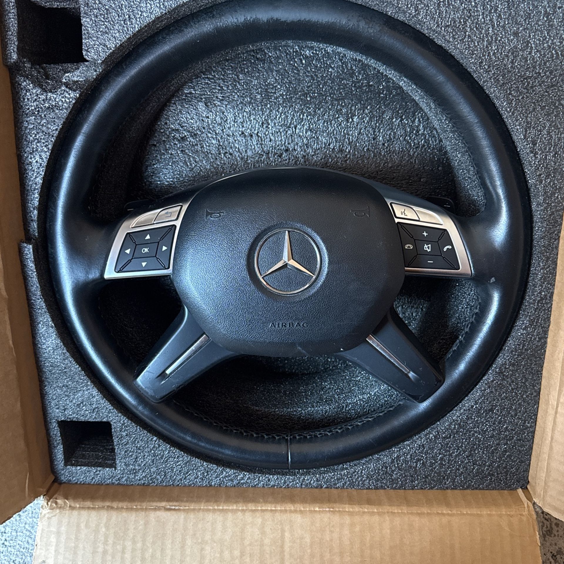 Mercedes G63 Steering Wheel With Air Bag