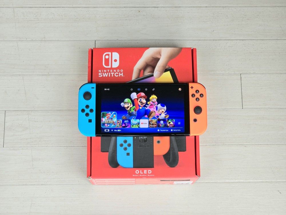 NINTENDO SWITCH OLED (MODDED) WITH 1TB LARGE MEMORY CARD 100+10000 GAMES 