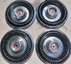 Rare 1965 Buick wildcat hubcaps