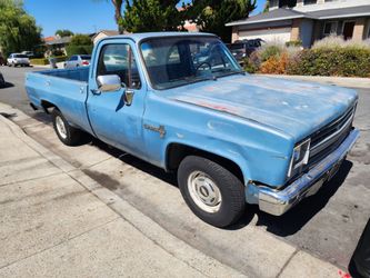 1987 Chevy Long Bed C-10 V-8 Automatic
