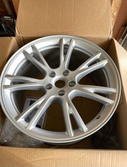 Tesla rims