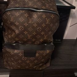 Lv Backpack Brand New Dust Bag Comes With Iconic Red Interior 