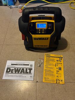 DEWALT 1600-Peak Amp Portable Jump Starter with Digital Compressor and USB Power Bank - DXAEJ14
