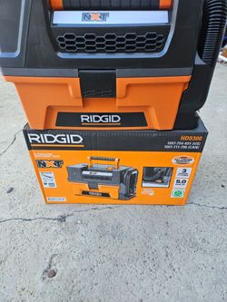 Ridged3 gallon wet dry vacuum