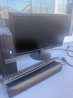 Dell OptiPlex 5050 Desktop PC with STG Monitor, Keyboard & Speaker