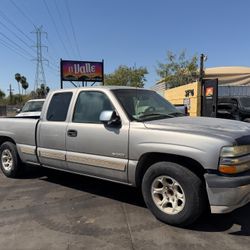 PARTS 2000 Silverado