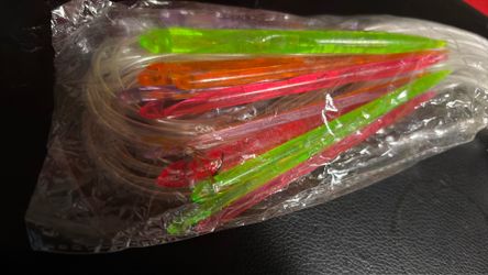 12 crochet needle on sale for 3.00