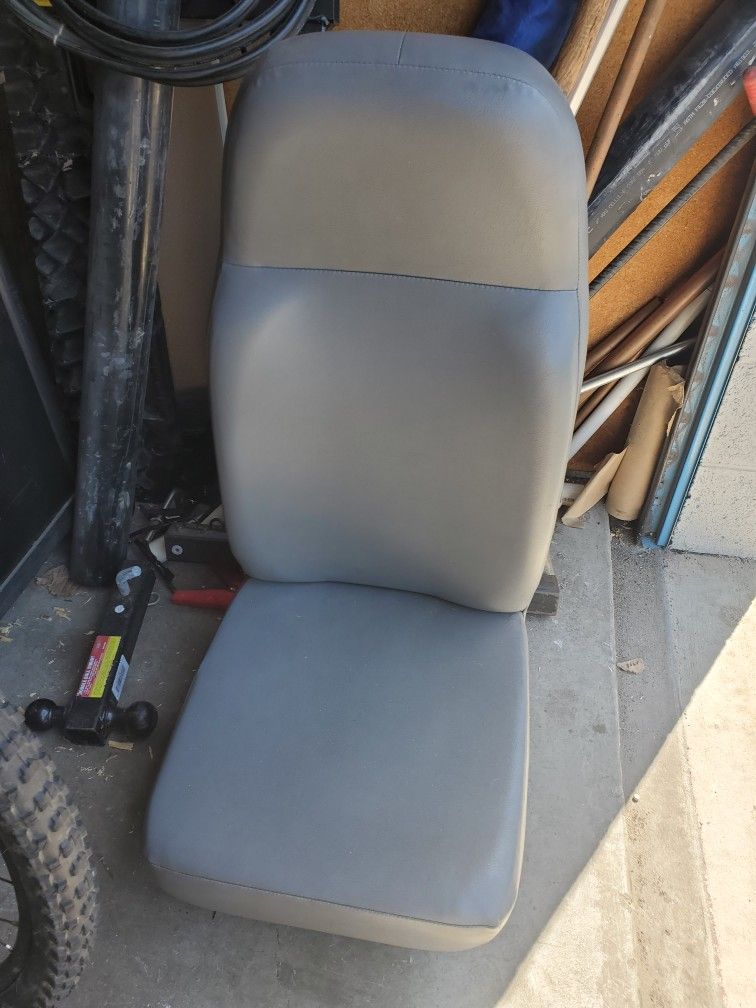 Ford Econoline Jump Seat for Sale in Huntington Beach, CA - OfferUp