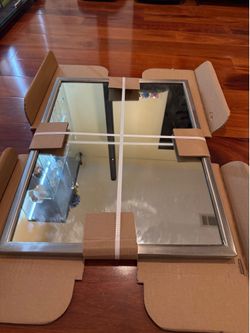 BRADLEY Bathroom Mirror: Rectangular, Glass, 24 in Overall Ht, 18 in Overall Wd, 3/4 in Overall Dp