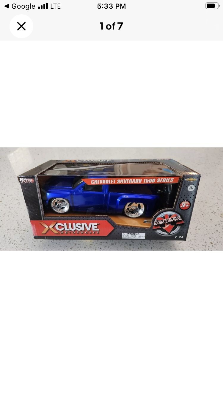Xclusive 1500 Silverado Toy Car