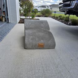 Small Dog Steps
