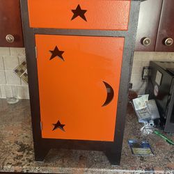 Childs End Table