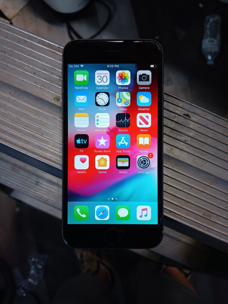 Unlocked Iphone 6 Like New