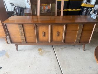 MCM 1960’s Bassett Lowboy Dresser with Matching Mirror
