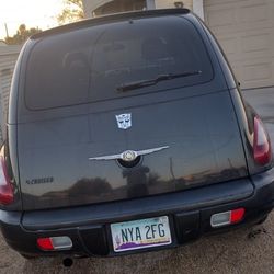 P.T.Cruser ,2009, Automatic, Clean Title, No Issues.