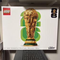 🔥 LEGO Editions FIFA World Cup Official Trophy Building Set 43020 New & Sealed