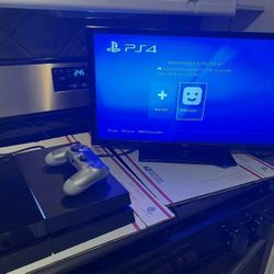Sony PlayStation 4 Slim PS4 Black Console w/ Controller + All Cables, God Of War