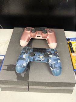 Batman PS4 + 2 controllers