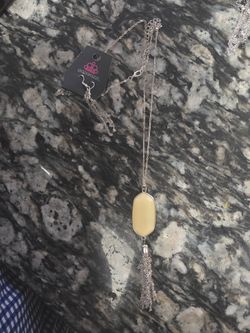 Papparazi necklace set $4