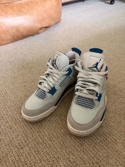 Jordan 4 Retro Military Blue
