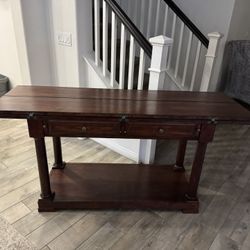 Table/sofa table 63 x 20 then opened 63 x 40  Has 2 drawers