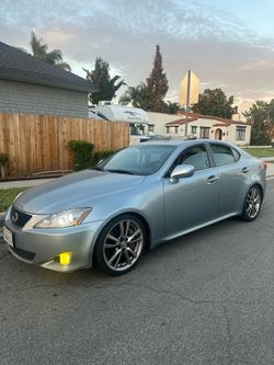 Lexus IS350