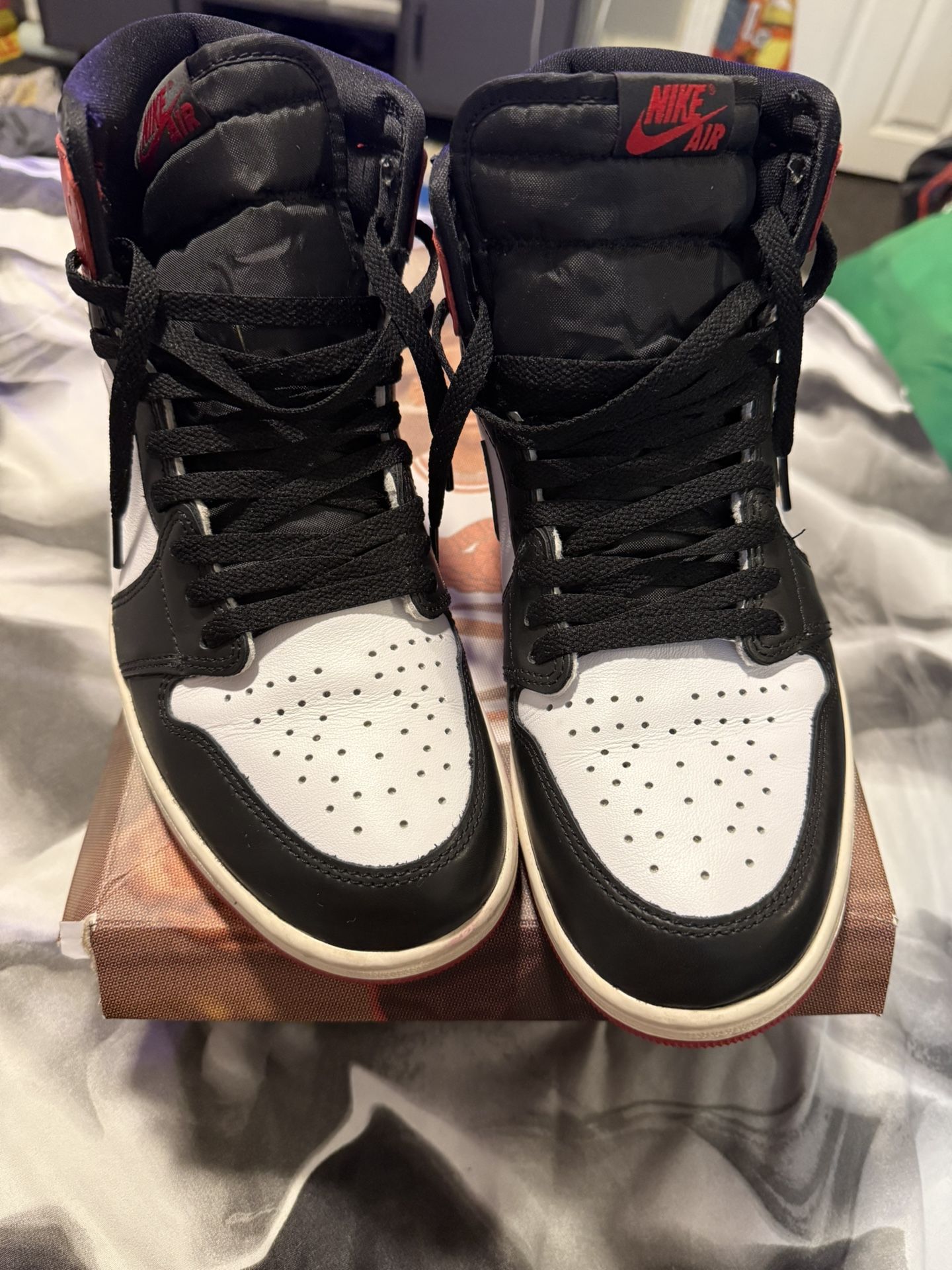 Jordan 1s Black Toe