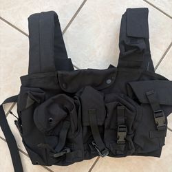 Tactical VEST -New - Read Description 