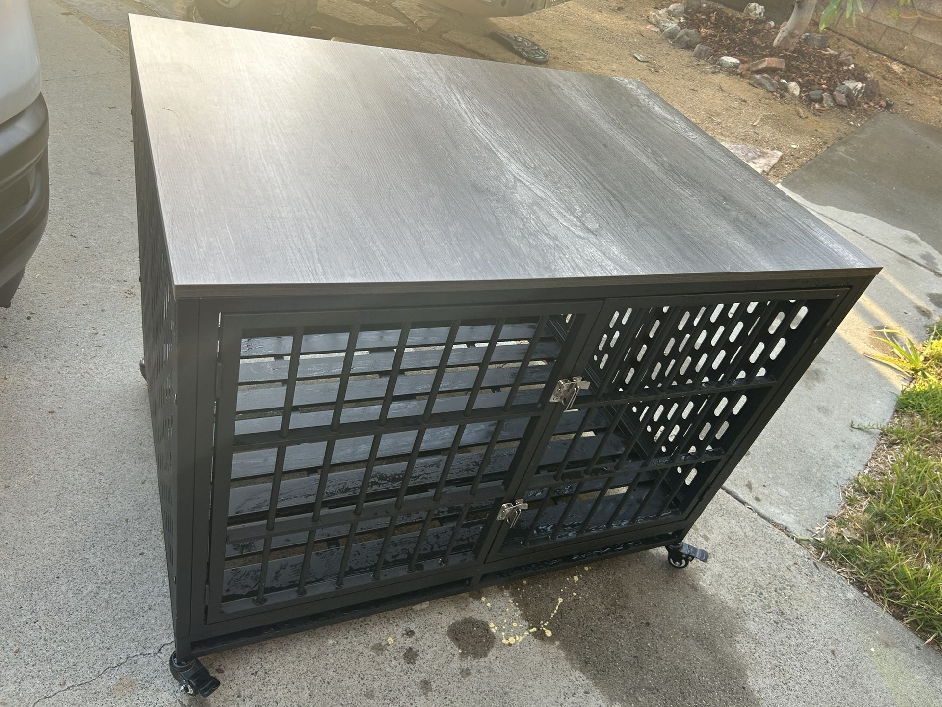 Beautiful Dog Crate