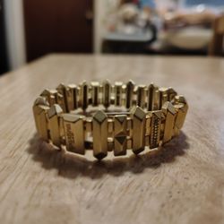 On Edge Stretch Bracelet 