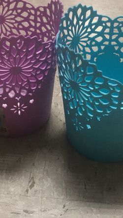 Canastitas Para Decoración Incluyen 12 Piezas 6 De Color Azul Y 6 De Color Lila ,