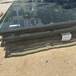 glass windows 
