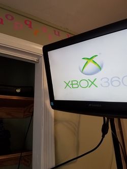 Xbox 360 (won't read disc, but plays digital games)