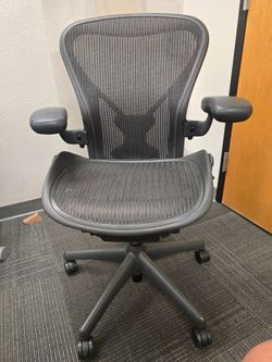 Aeron Herman Miller chair