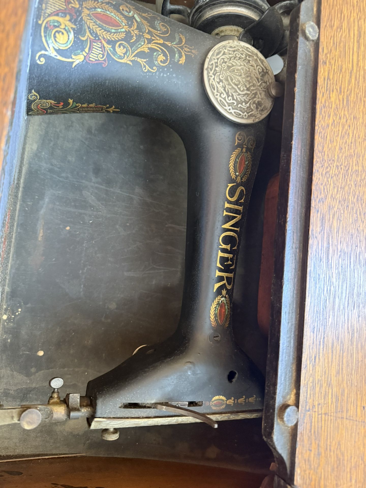 Antique Singer Sewing Machine In Wood